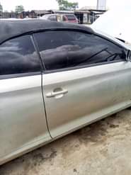 A picture of Toyota solara 20007 convertible Sound Engine Gear is not too