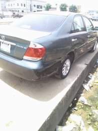 A picture of Sharp Camry 2004 Buy and drive Engine silent Gear perfect
