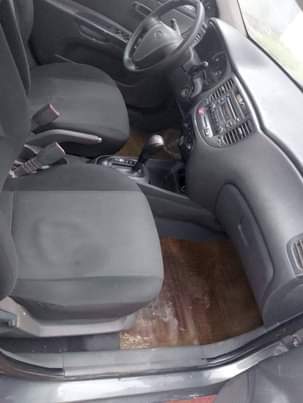 A picture of 2005 Kia Rio L