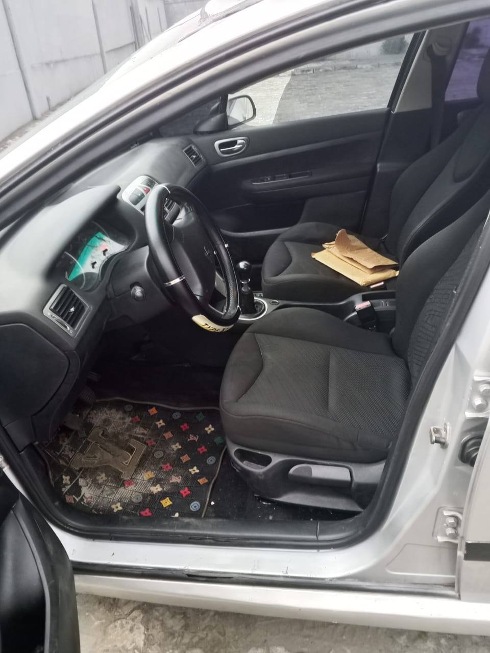 A picture of Peugeot 307