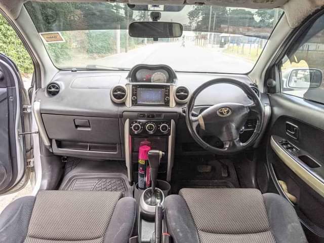 A picture of Toyota I s t