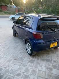 A picture of TOYOTA VITZ