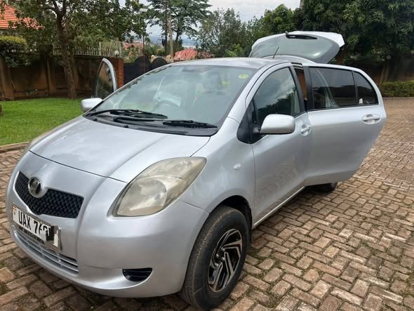 A picture of Vitz 1 3cc 12 5m 0706145834