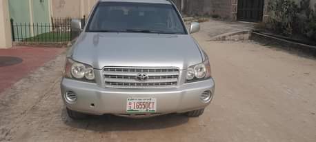 A picture of Neatly used 2003 Toyota highlander 4 cylinders 08065728065