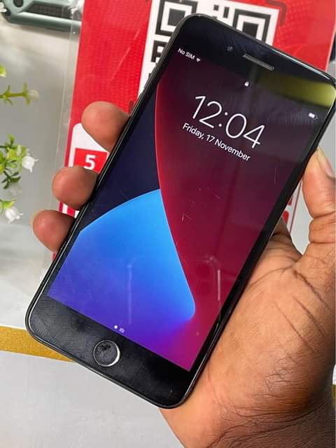 A picture of Iphone 7plus Gb128 Battery 100 Finger Price 260 000tsh
