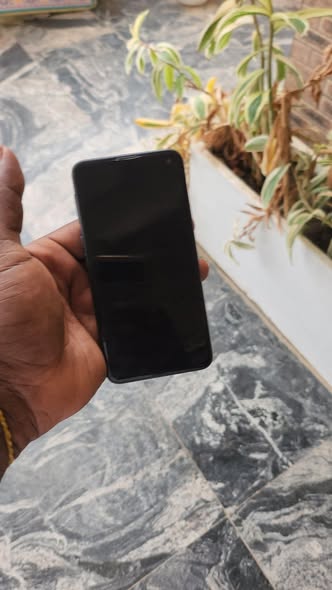 A picture of Samsung s10e 128gb