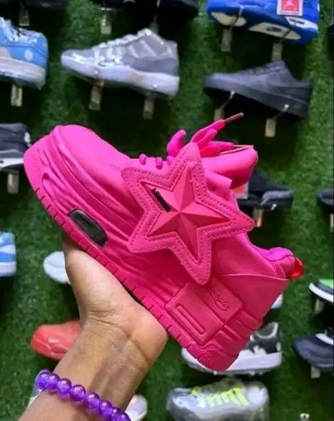 A picture of Ladies shoes