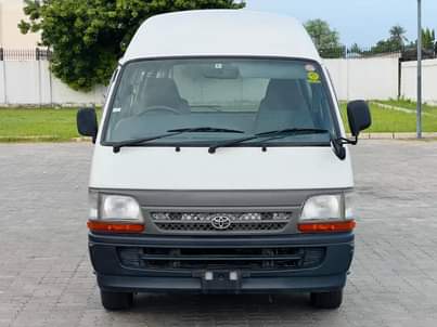used toyota hiace