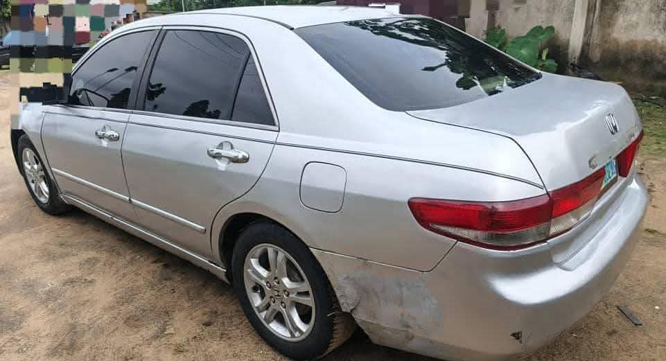 A picture of 2005 Honda Accord EOD 2005