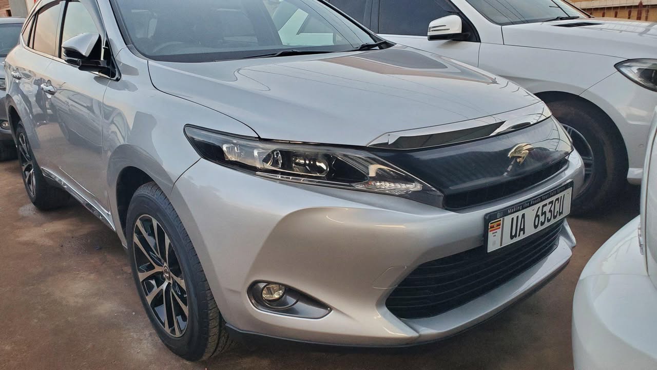 A picture of 2015 Toyota 2015