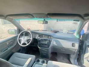 A picture of Honda Odyssey complete pure first body untouched engine and gear
