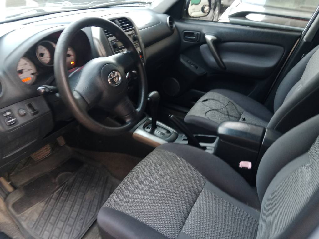 A picture of Urgent Sales Unregistered Toyota RAV4 2005 and Neat