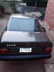 A picture of Mercedes Benz Vboot 230 E