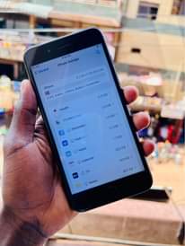 A picture of iPhone 7 Plus 128Gb at 300k