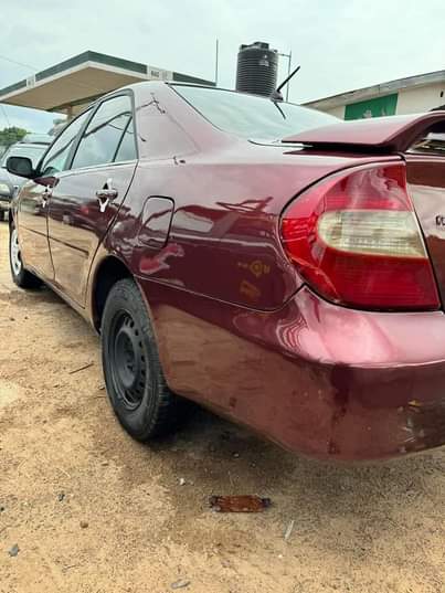 A picture of Toyota Camry 2004