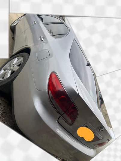 A picture of Toks grade 2005 Lexus es330 too sharp engine factory sealed