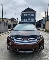 A picture of Direct TOKUMBO Toyota Venza 2010TR 07018875575