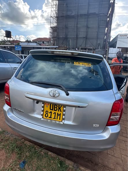 A picture of Toyota Fielder 25m