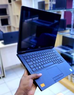 A picture of Dell 7390 8th Generation i5 with 8gb Ram and 256