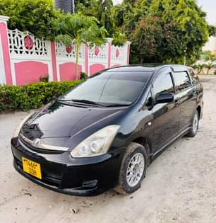 A picture of TOYOTA WISH YEAR 2006 PRICE 8 9MCALL 0621007902