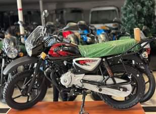 A picture of 1 300 000 ni bakari vunjabei motors pekee PUNGUZO LA