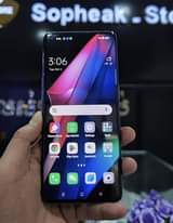 A picture of Oppo find X3 Pro