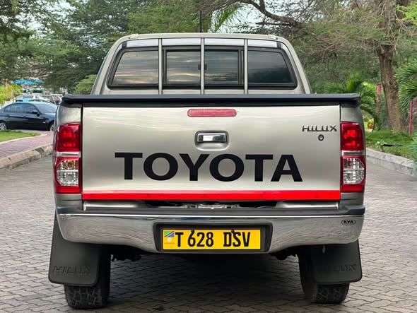 A picture of TOYOTA HILUX PUCK UP VIGO