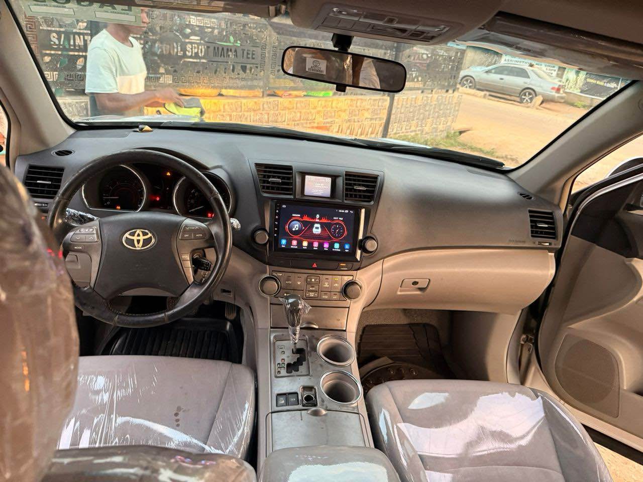 A picture of Registered Toyota Highlander 2009 TOKS standard