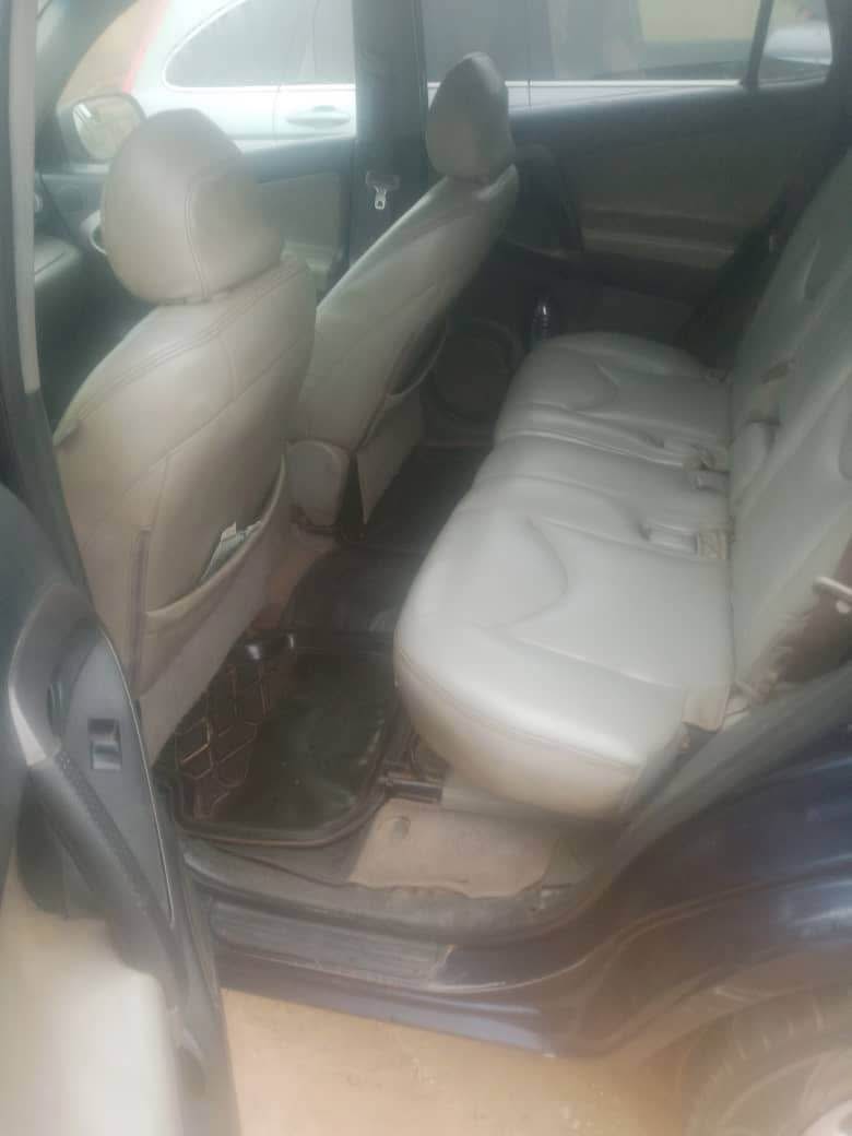A picture of Dealers deal 2008 Toyota RAV4