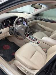 A picture of Clean and sharp 2004 ES 300 buy and traveling clean