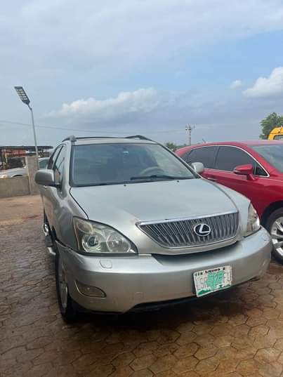 A picture of 2006 Lexus RX330
