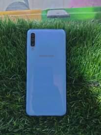 A picture of Samsung a70