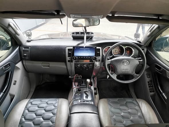 A picture of TOYOTA SURF NEW 0789212701