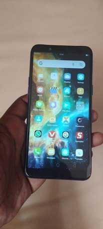 A picture of Oppo A83