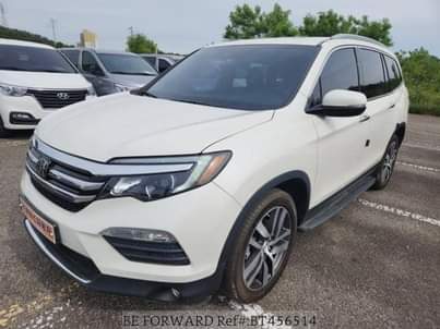 A picture of 2018 HONDA Pilot