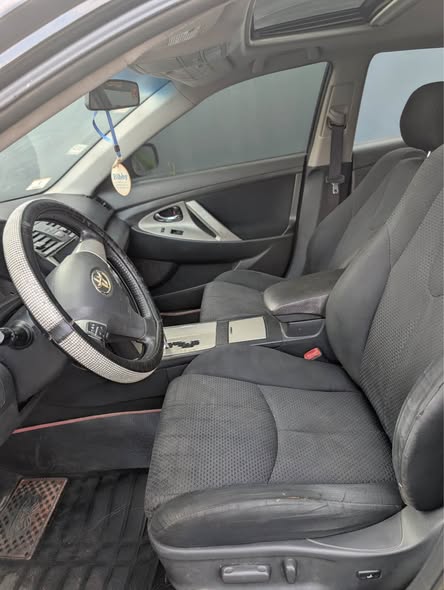 A picture of Good deal 2009 Toyota Camry sport