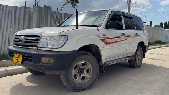 A picture of Toyota landcruiser 0711 624 884