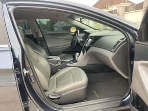 A picture of MAKE HYUNDAI SONATA YEAR 2011 MODEL TYPE KEYLESS BELGIUM GRADE