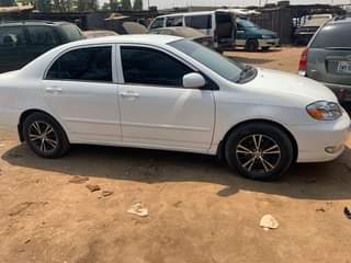 A picture of Toyota Corolla LE 2006