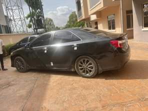 A picture of Destress sale Alert Extremely clean 2013 Toyota Camry everything is
