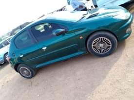 A picture of 2005 Peageot 206
