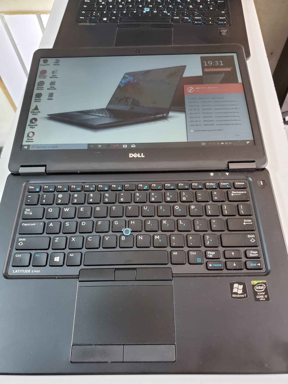 A picture of Dell 7450 i7 8gbram 500gb hdd btry 5hrs inbox me