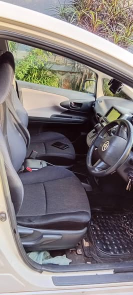 A picture of TOYOTA WISH NEW SHAPE 2011