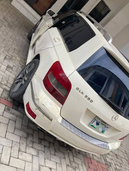 A picture of Distress deal 2010 GLK 350 Double pano
