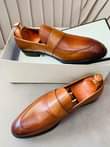 A picture of Shoes size 39 45
