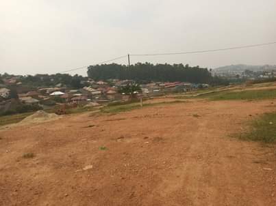 A picture of  Good for renters Located kawanda city Size 40by25ft 8.5m