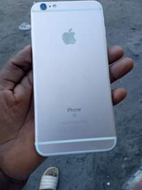 A picture of Iphone 6s plus gb64 wah