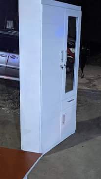 A picture of Nauza na kununua vitu used Kama vile vitanda magodoro kabati