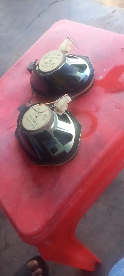 speakers