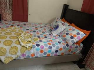 queen size bed